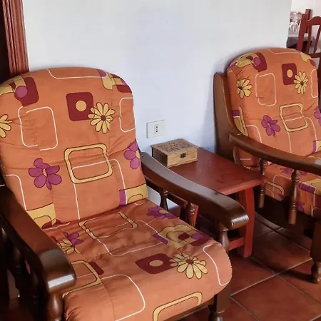 בית נופש Viviendas Casa Abuela