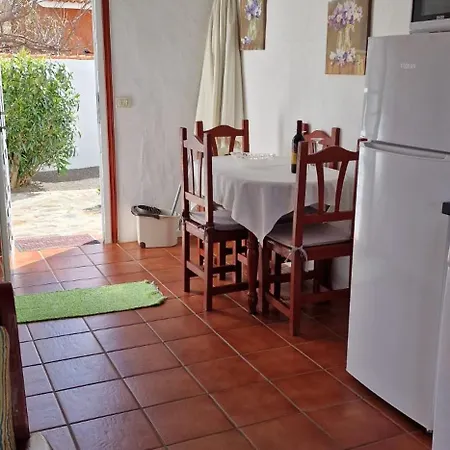 Viviendas Casa Abuela בית נופש *