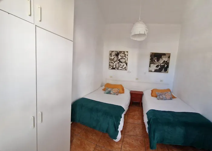Viviendas Casa Abuela Apartment